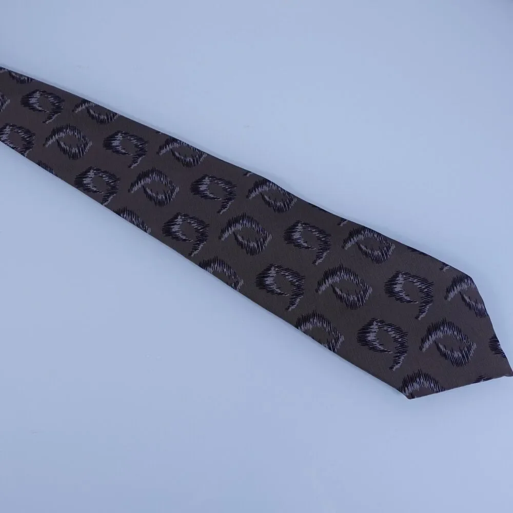 Giorgio Armani Cravatte Necktie Tie Silk Brown Geometric Pattern Made in Italy